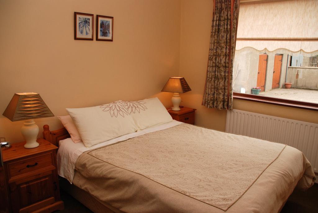 Cradog Farmhouse B&B Urlingford Habitación foto
